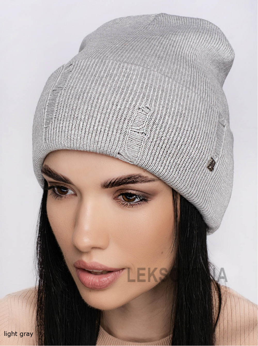Women's cap with a turn-up Dranka
