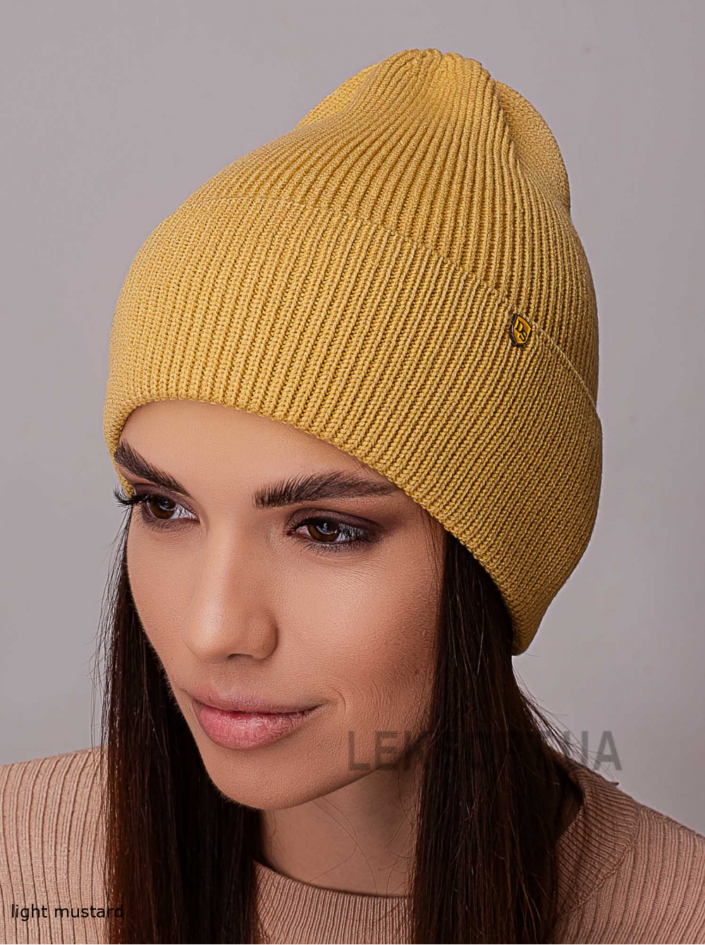 Women's cap Dyuna