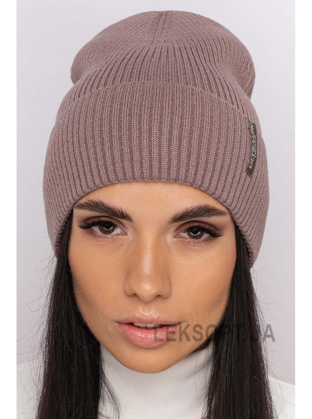 Women's cap Etyud