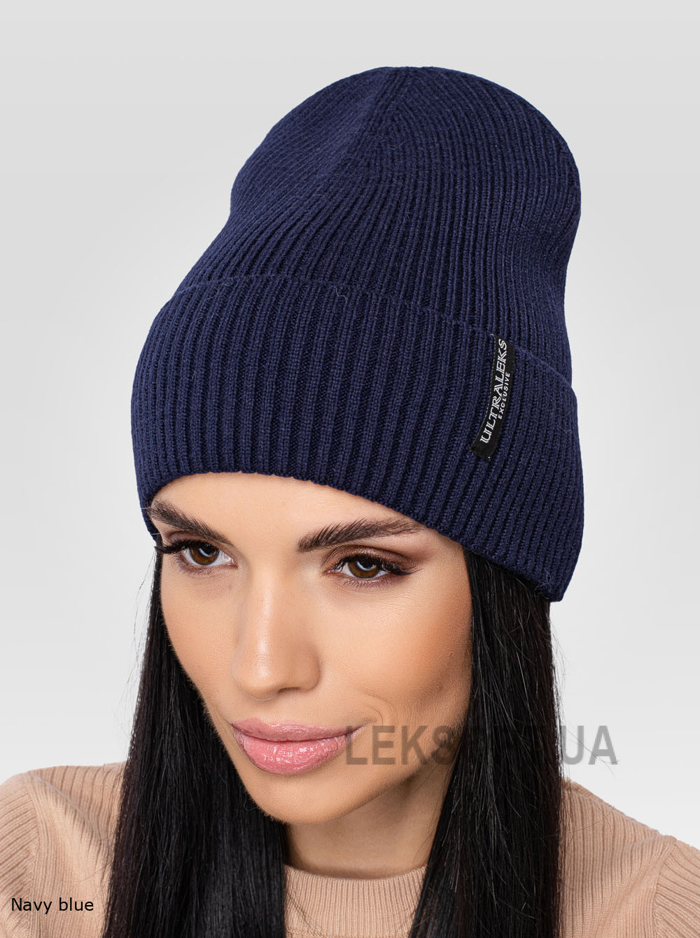 Women's cap Etyud