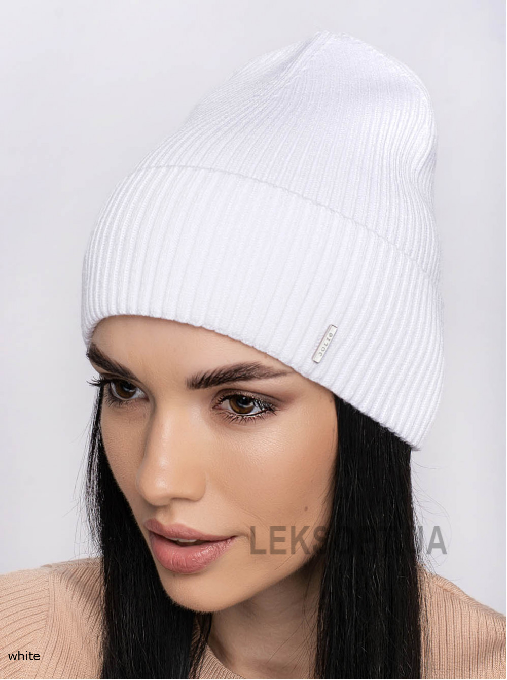 Women's cap with a turn-up Kvest