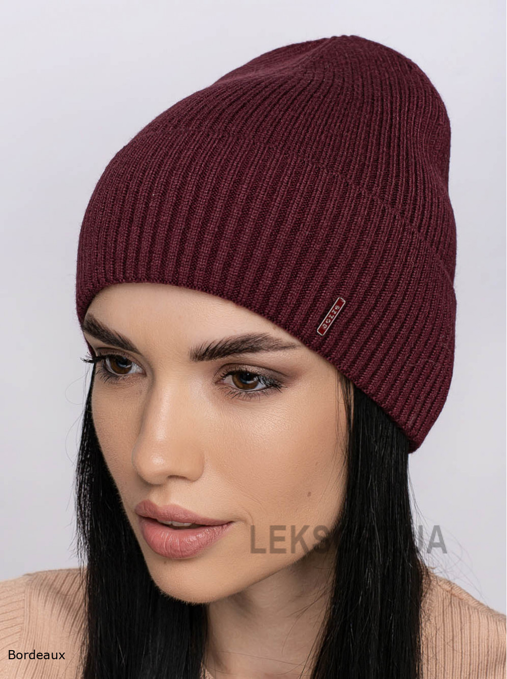 Women's cap with a turn-up Kvest
