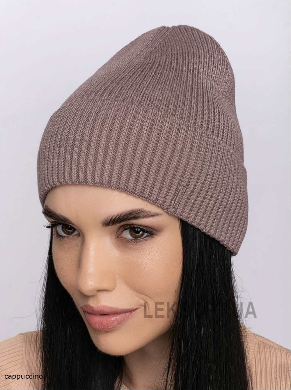 Women's cap with a turn-up Kvest