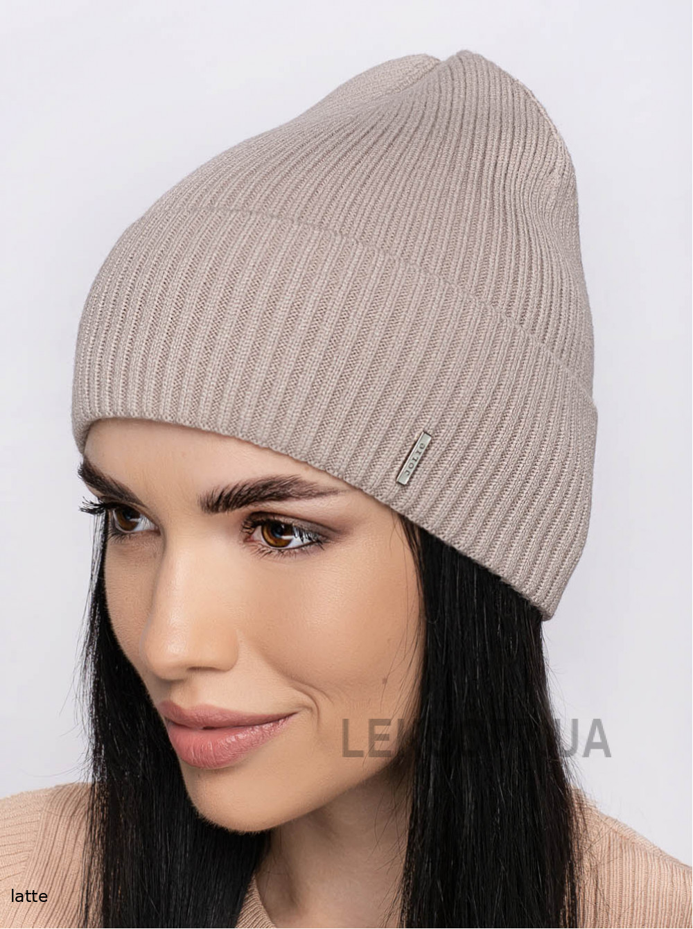 Women's cap with a turn-up Kvest