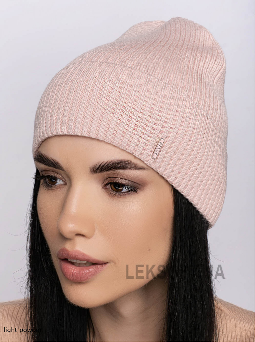 Women's cap with a turn-up Kvest