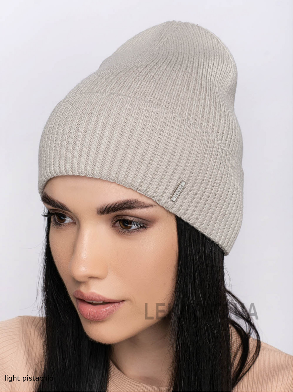 Women's cap with a turn-up Kvest