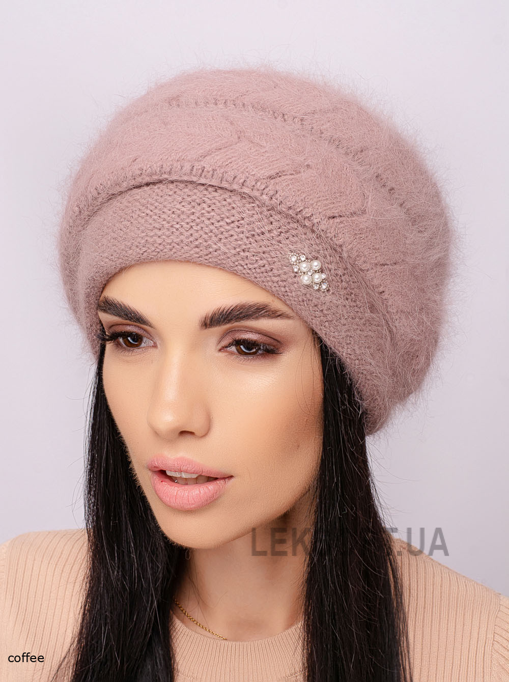 Women's hat Akaciya