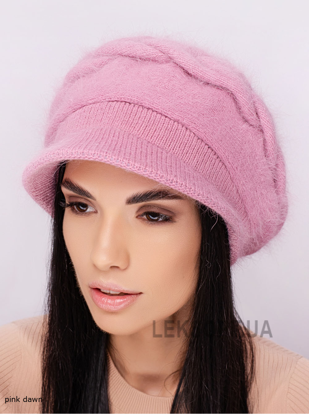 Women's beret Dzhesika
