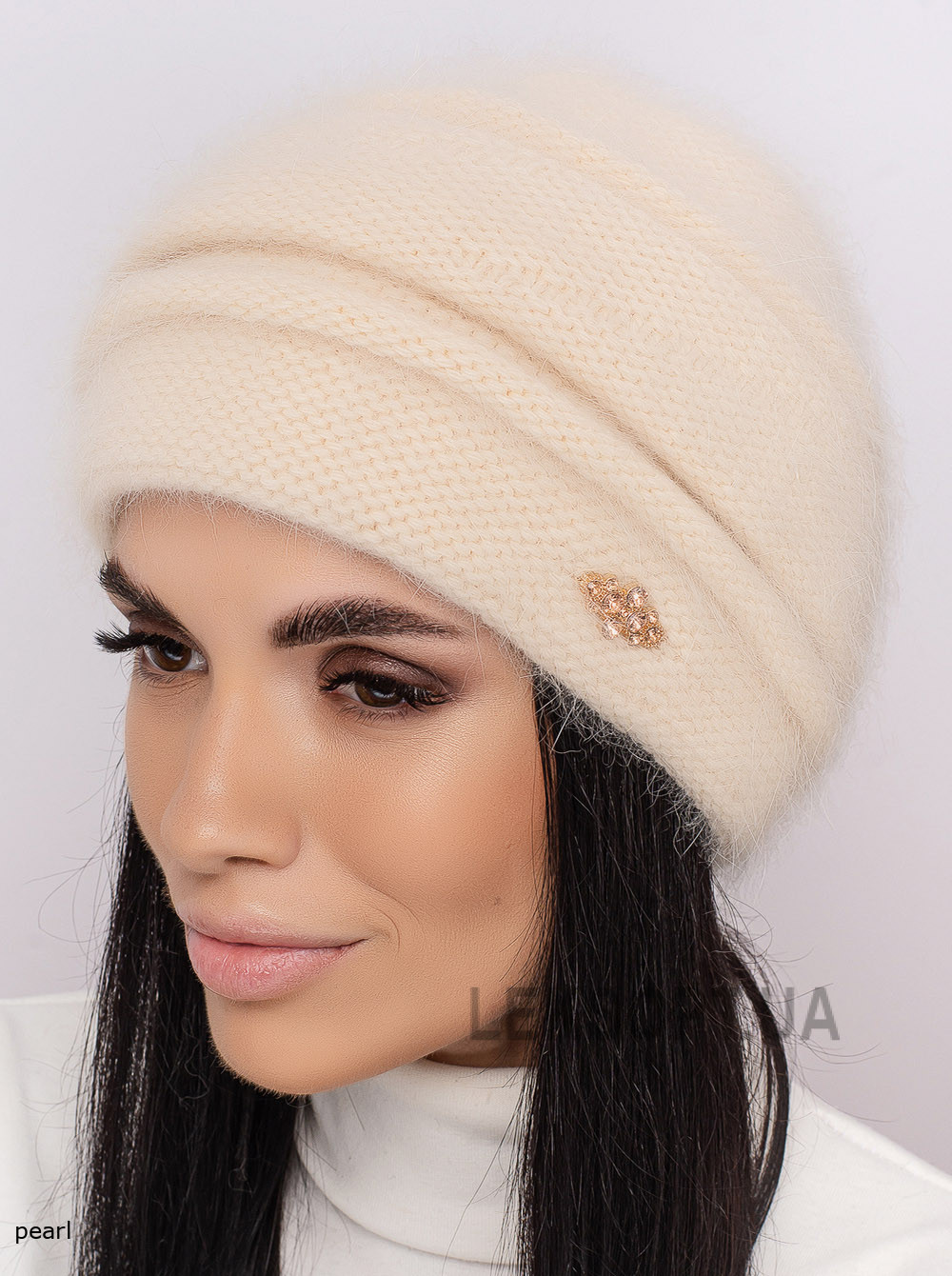 Women's hat Lebidka