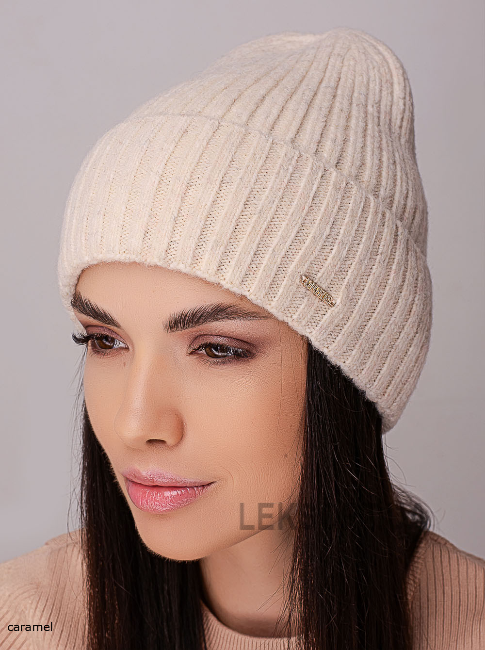Women's cap Lina