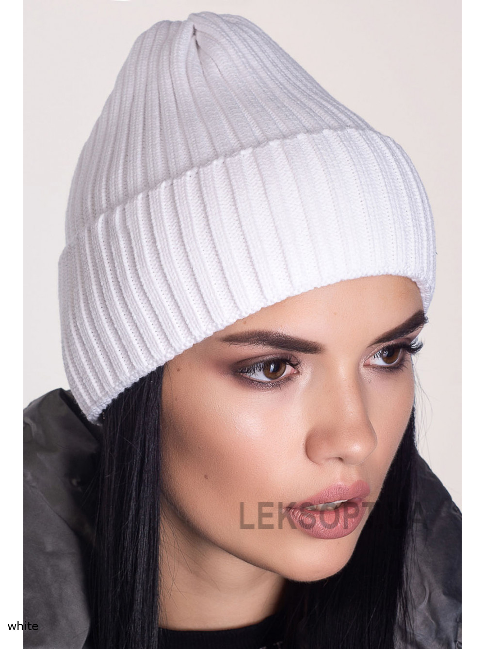 Women's cap with a turn-up Marka