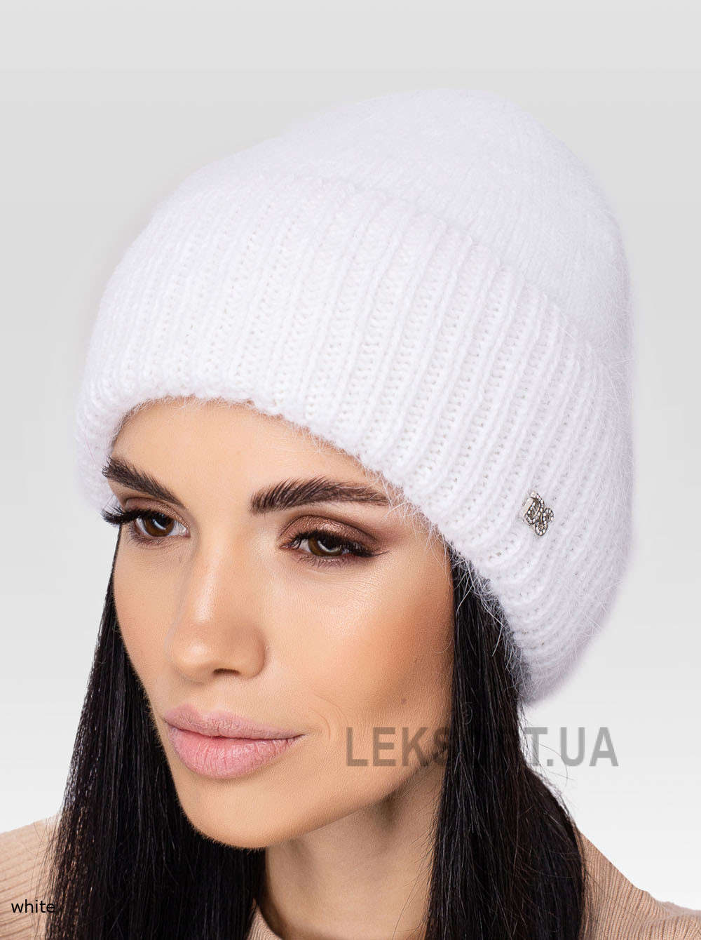 Women's cap Medeya