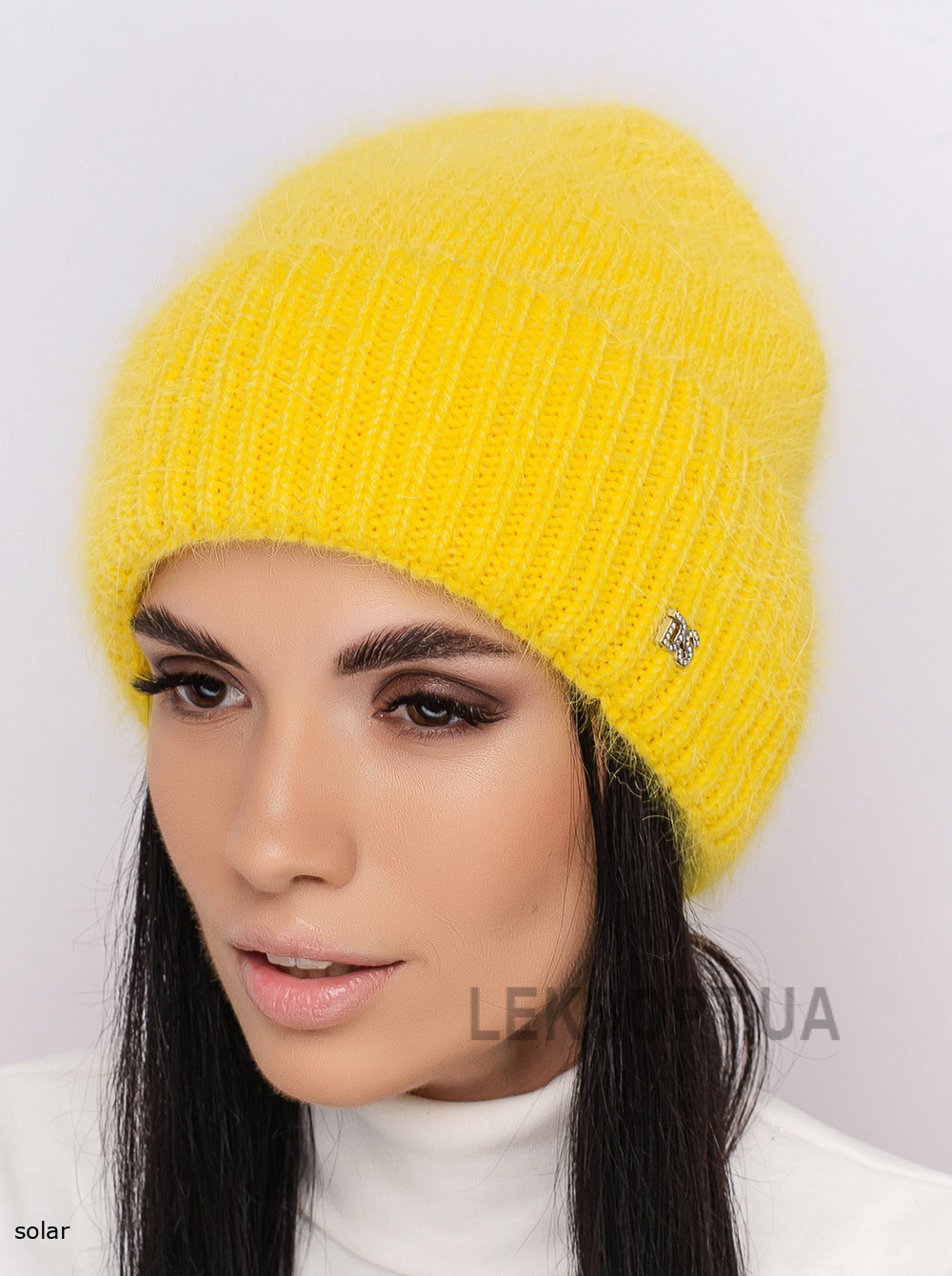 Women's cap Medeya