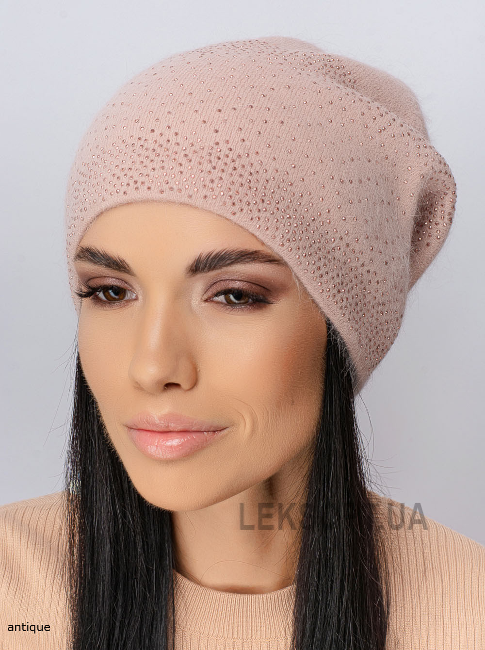 Women's cap Suzir'ya