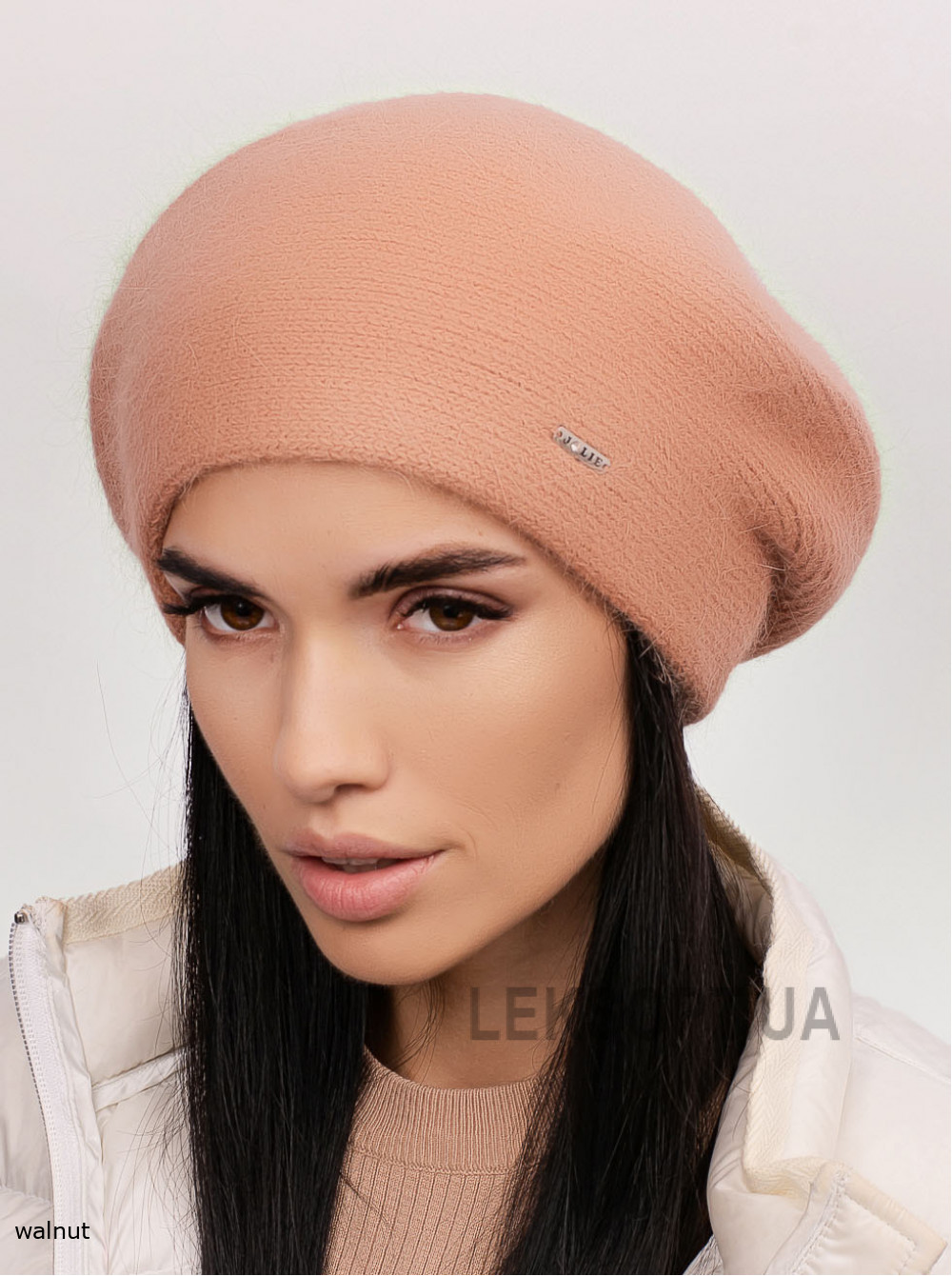 Women's beret Sil'viya