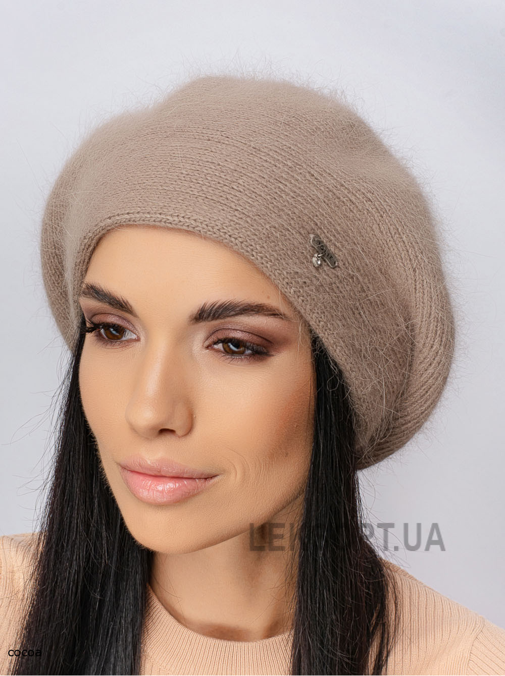 Women's beret Sil'viya