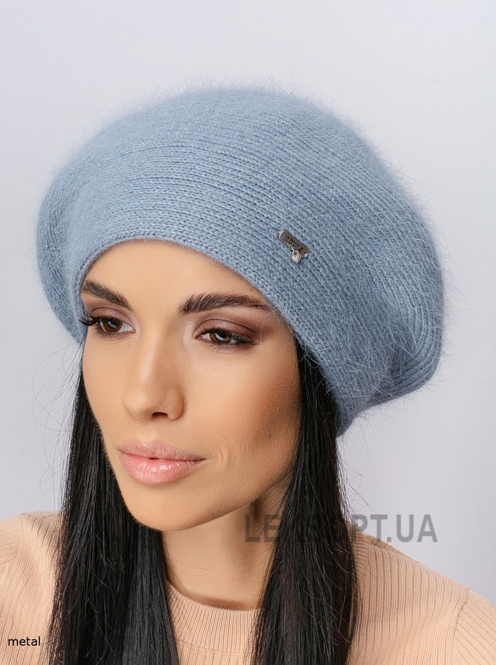 Women's beret Sil'viya