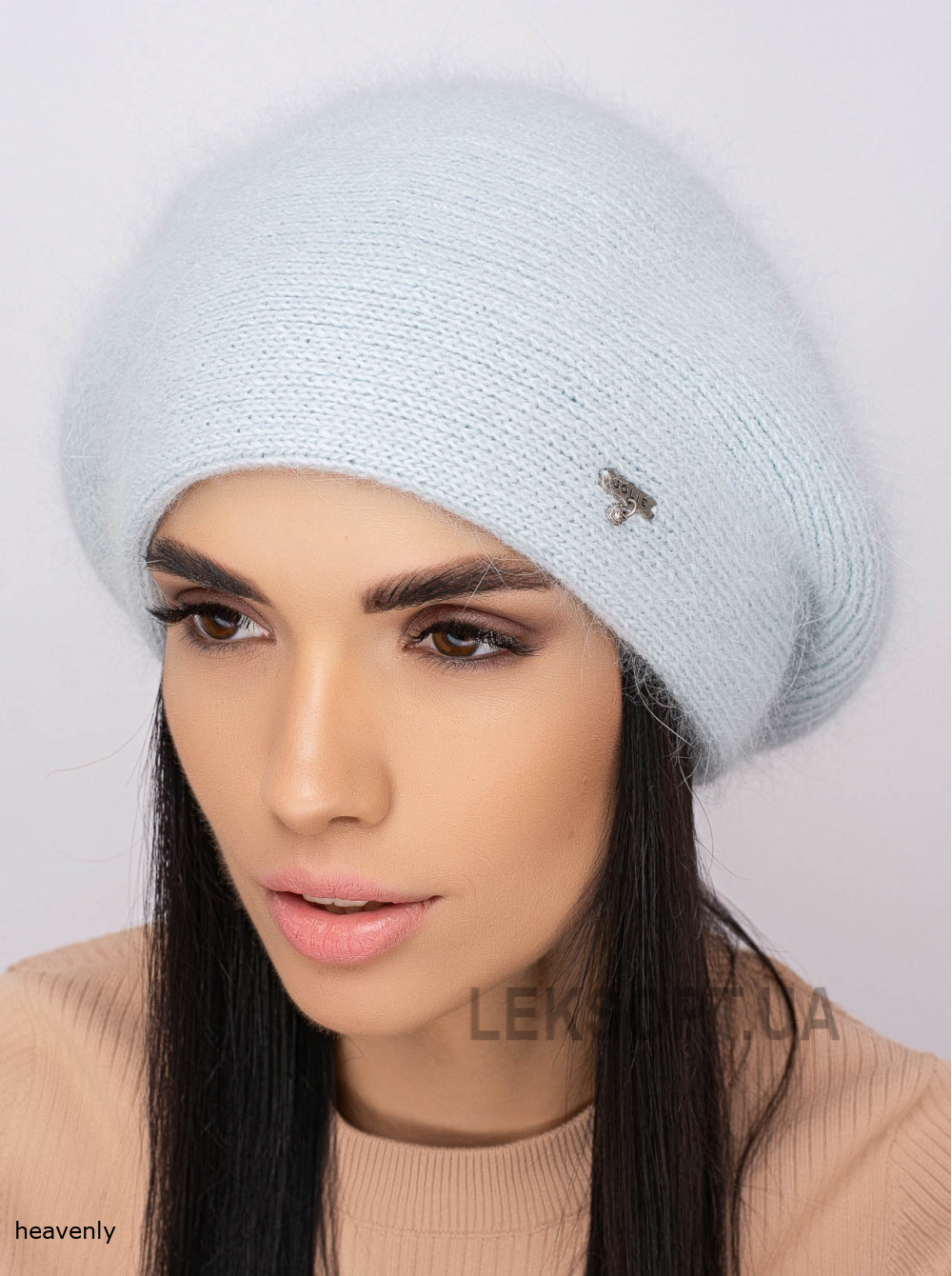 Women's beret Sil'viya