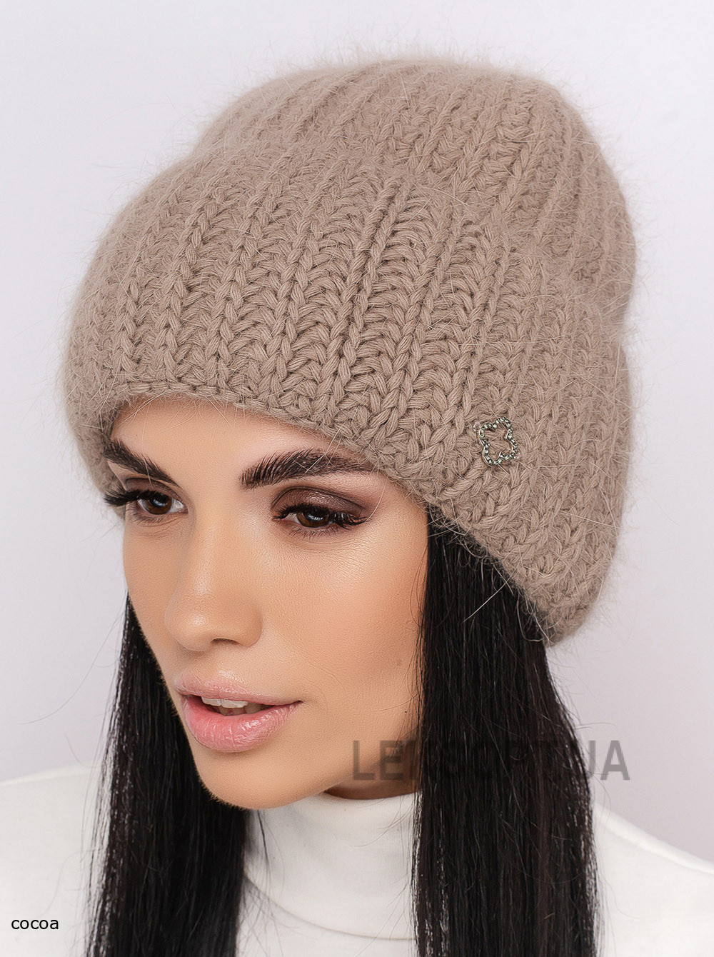 Women's hat Troyanda