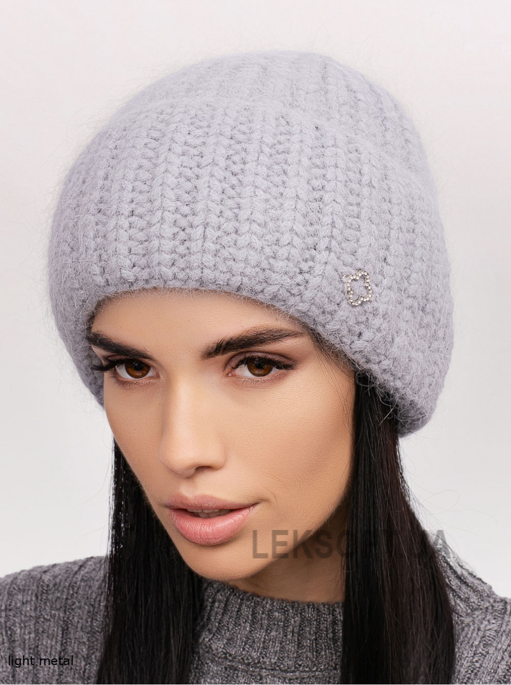 Women's hat Troyanda