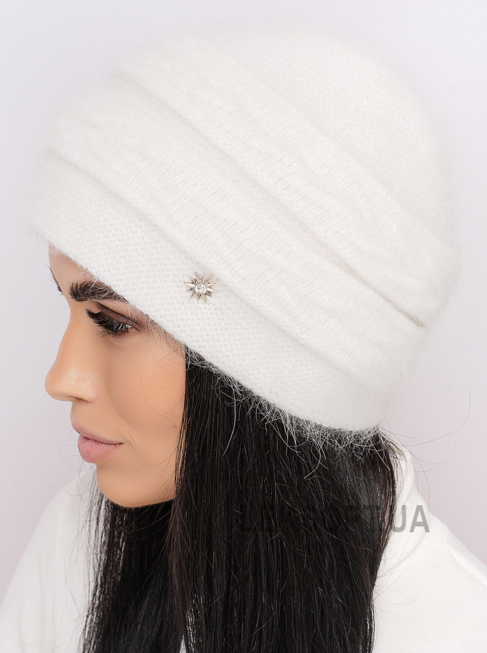 Women's hat Hvilya