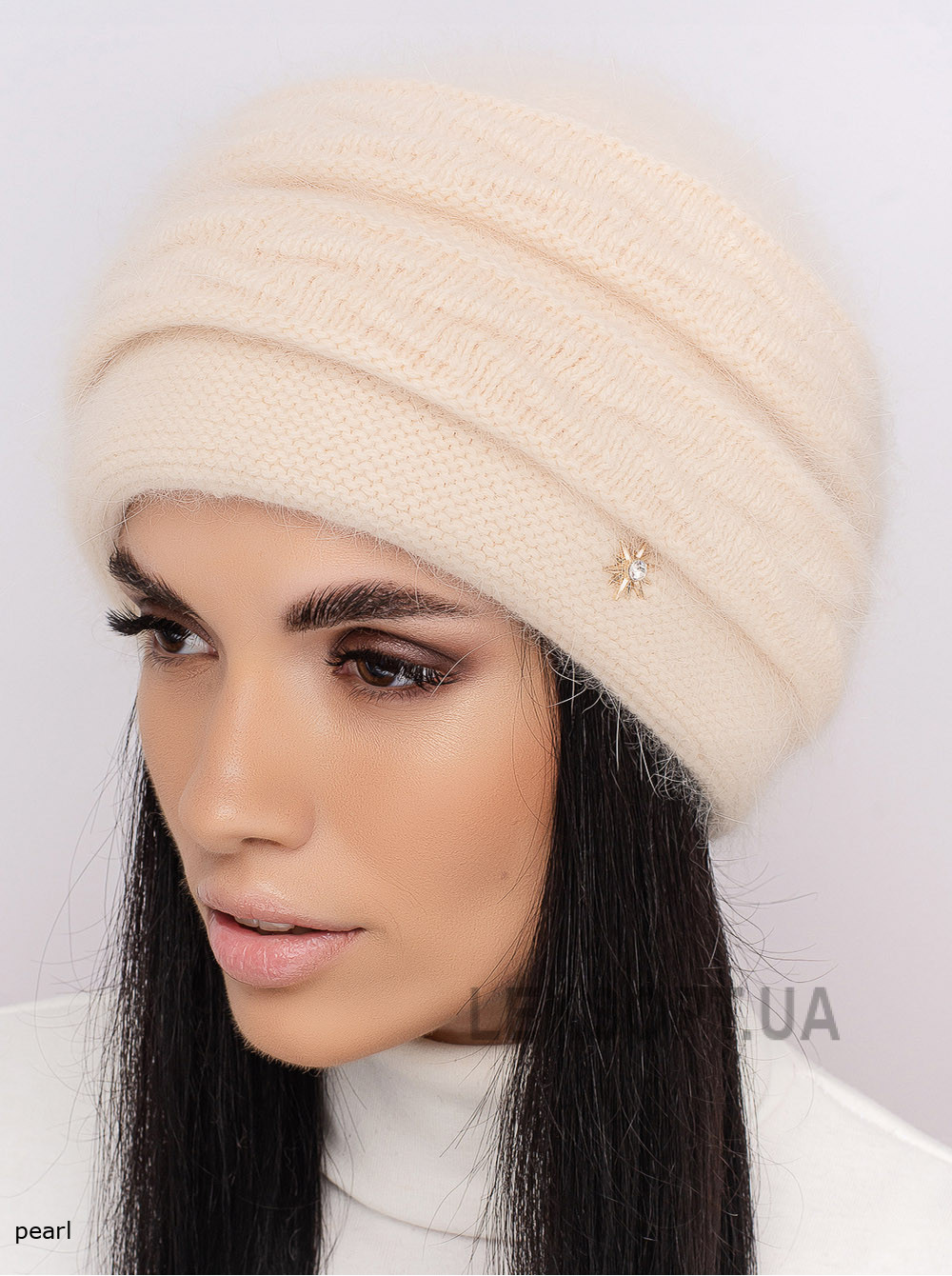Women's hat Hvilya
