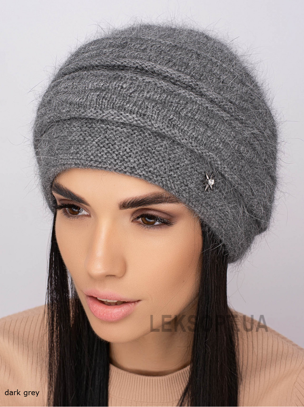Women's hat Hvilya