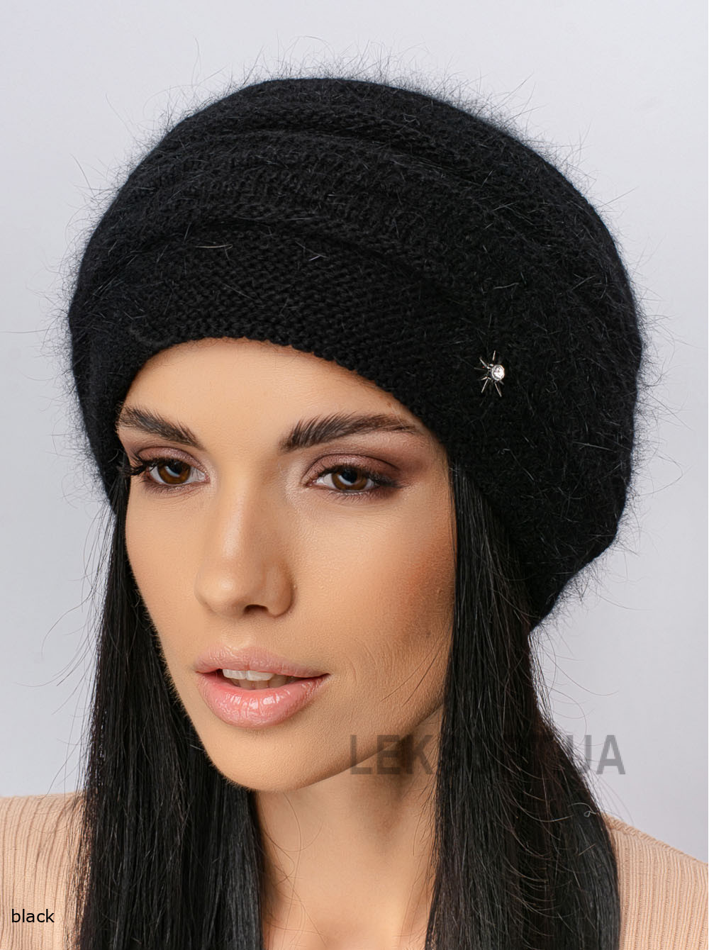 Women's hat Hvilya