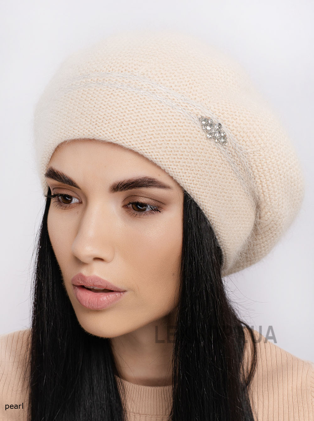 Women's beret Charivnicya