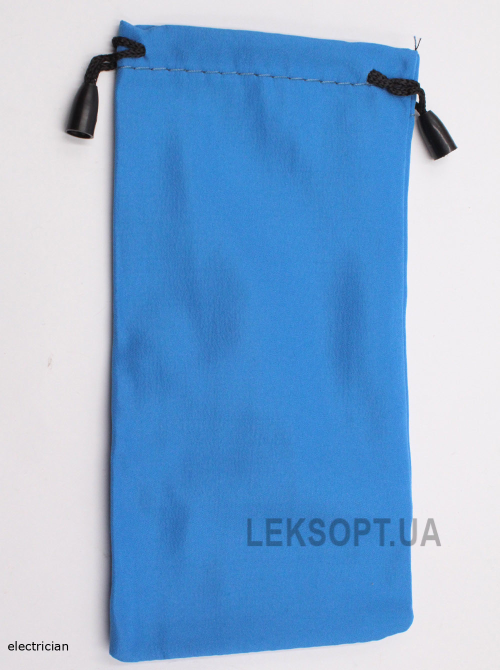 Cover made of raincoat fabric