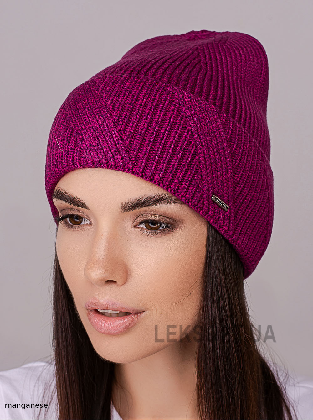 Women's cap with a turn-up Idiliya