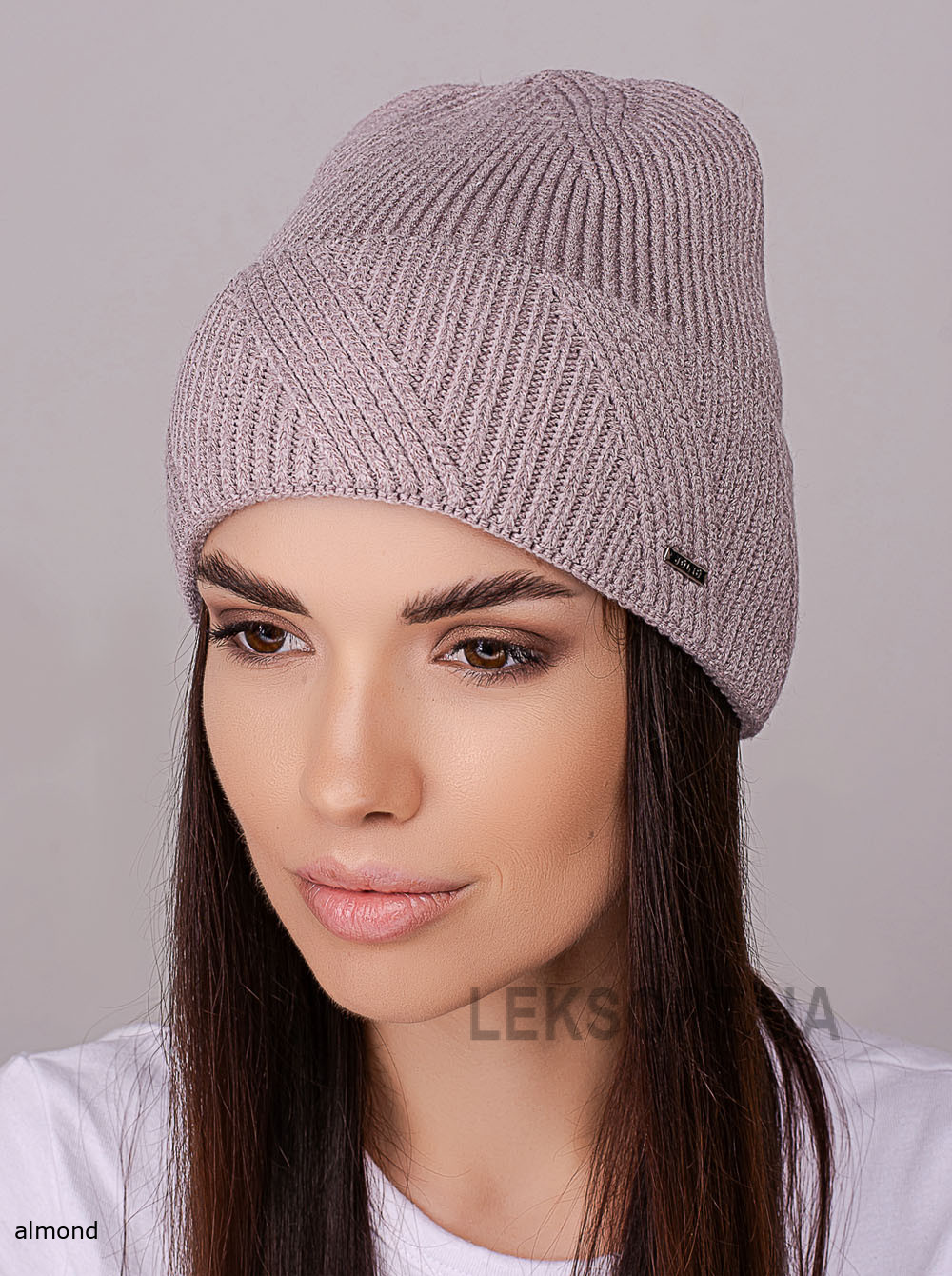 Women's cap with a turn-up Idiliya