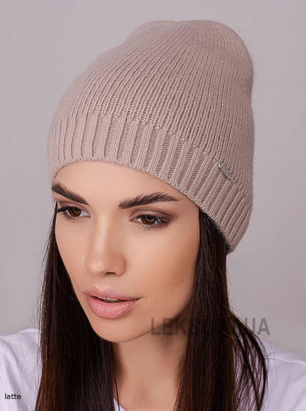 Women's cap Intriga