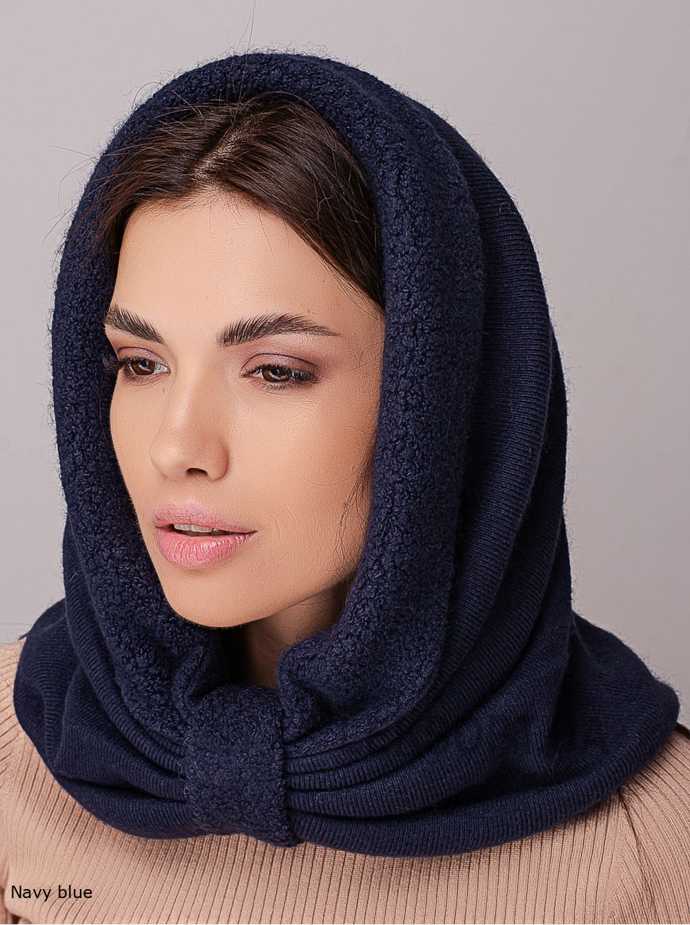 Women's bonnet Iris
