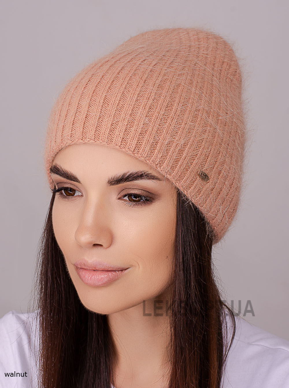 Women's cap Arkadiya