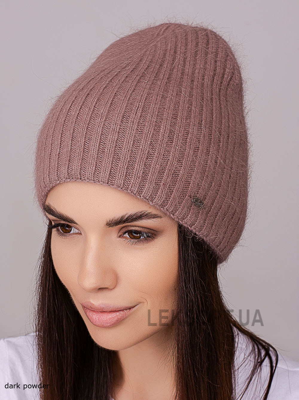 Women's cap Arkadiya