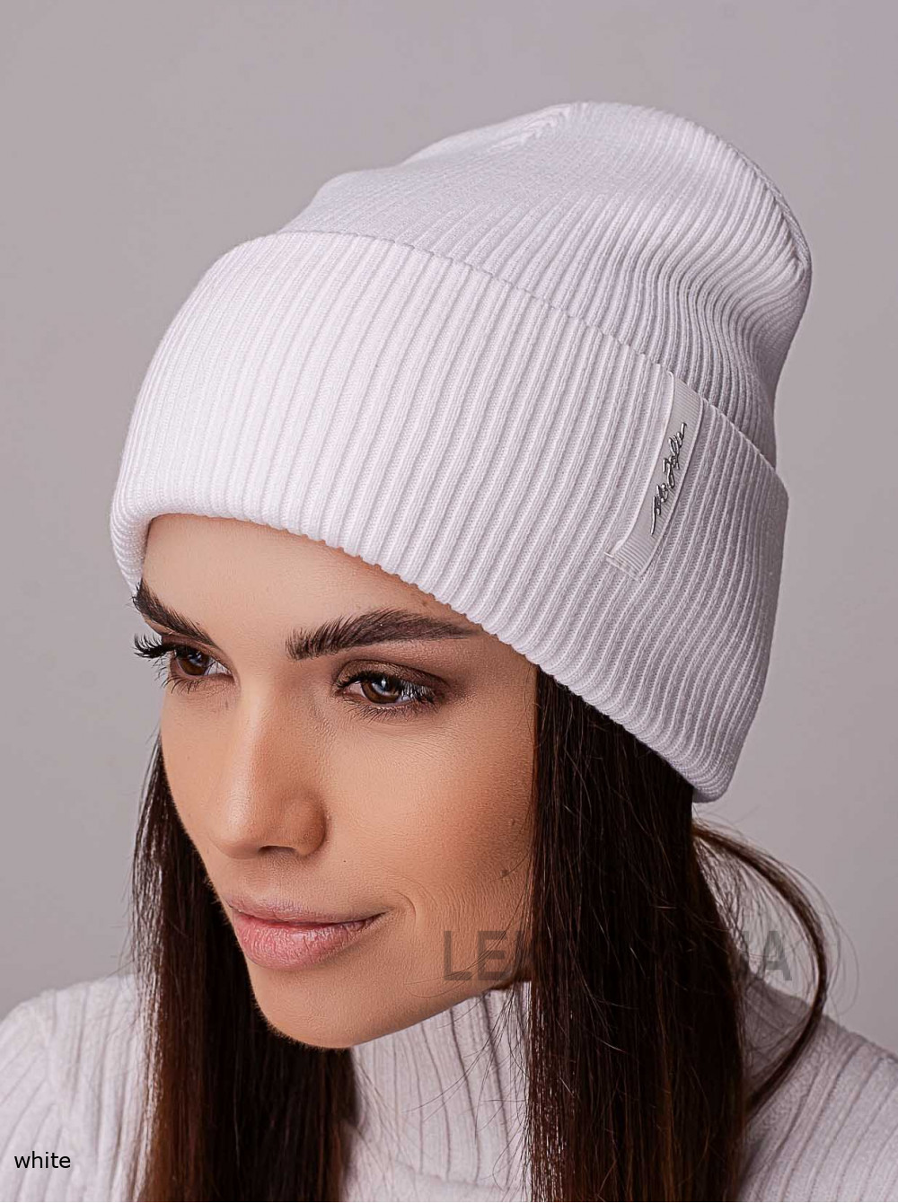 Women's cap Blyuz