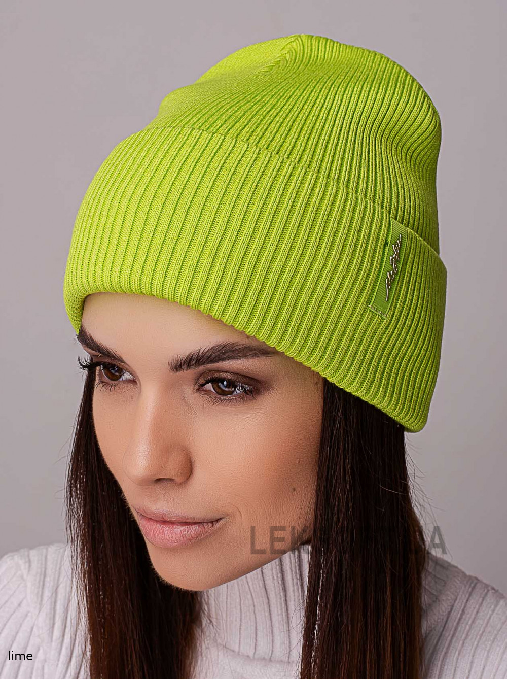 Women's cap Blyuz