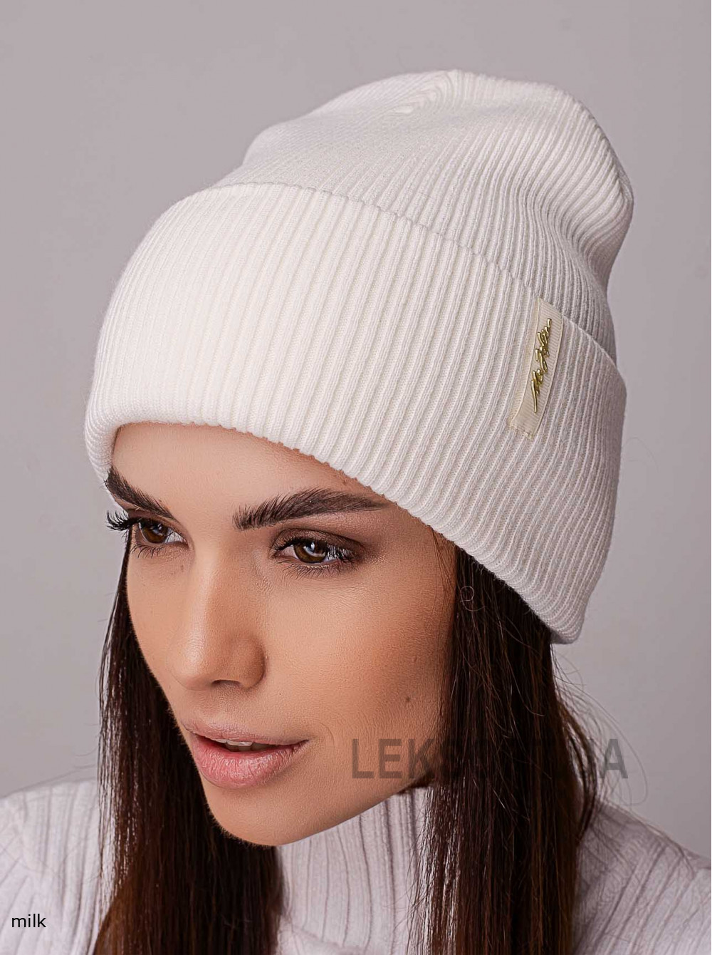 Women's cap Blyuz