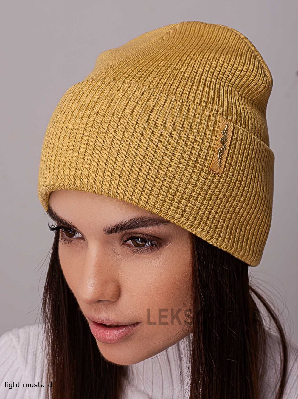 Women's cap Blyuz