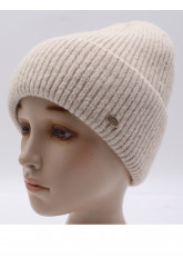 Women's hat with a "Bugatti" lapel