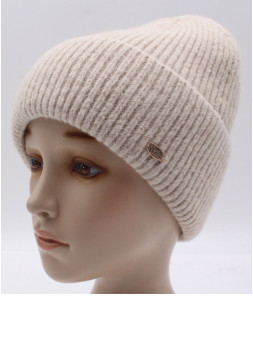 Women's hat with a Bugatti lapel