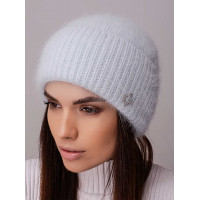 Women's hat with a "Bukovina" lapel