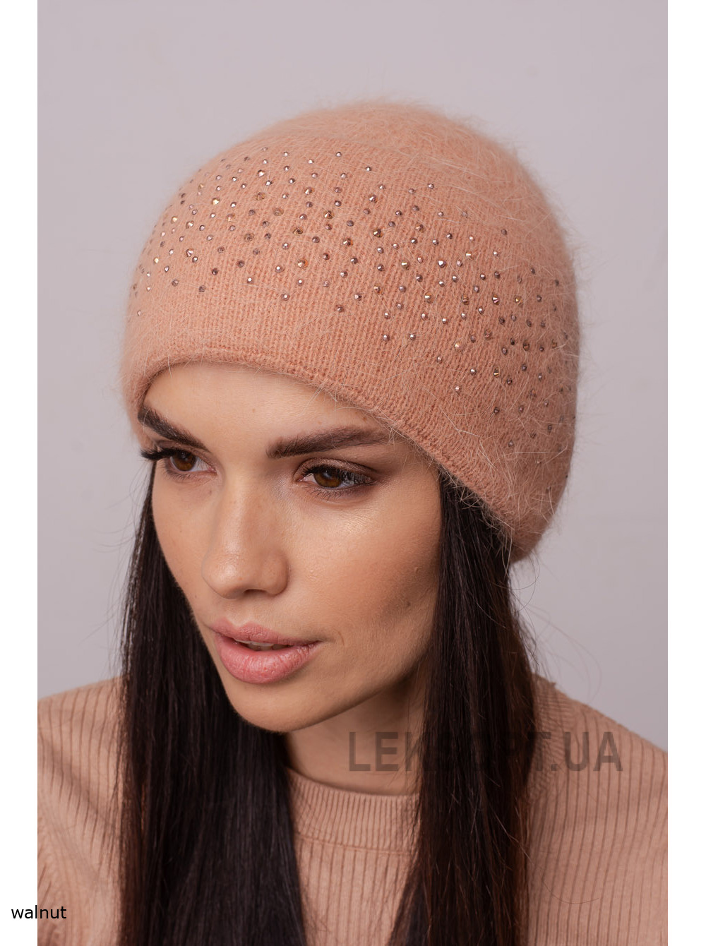 Women's hat with a rhinestone lapel Dzhezi