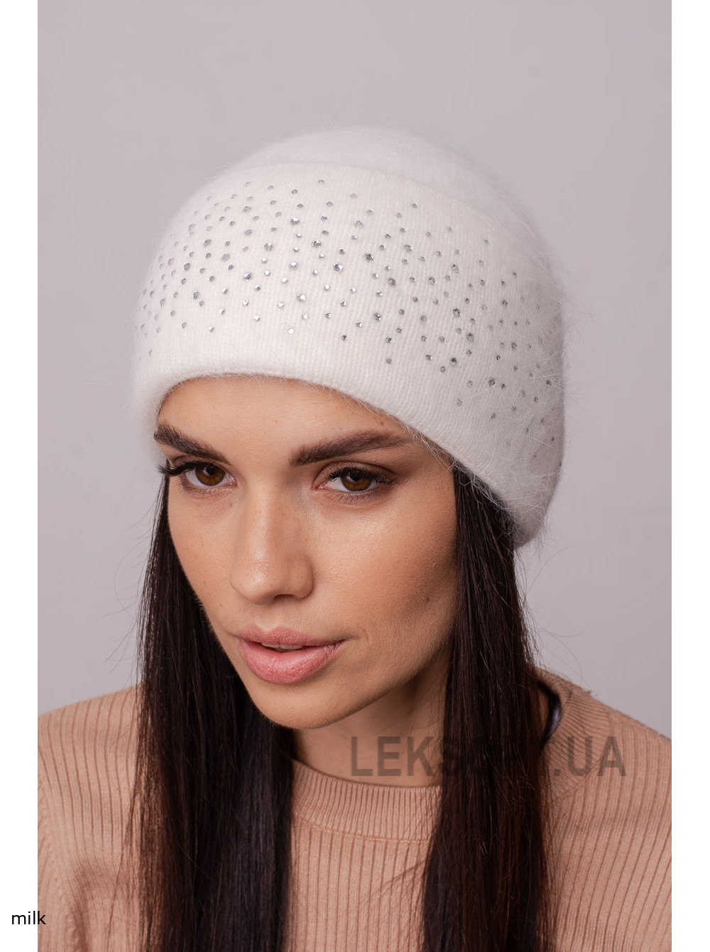 Women's hat with a rhinestone lapel Dzhezi