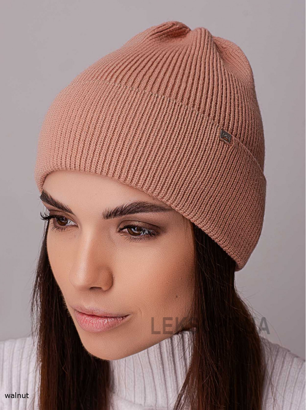 Women's cap Dyuna