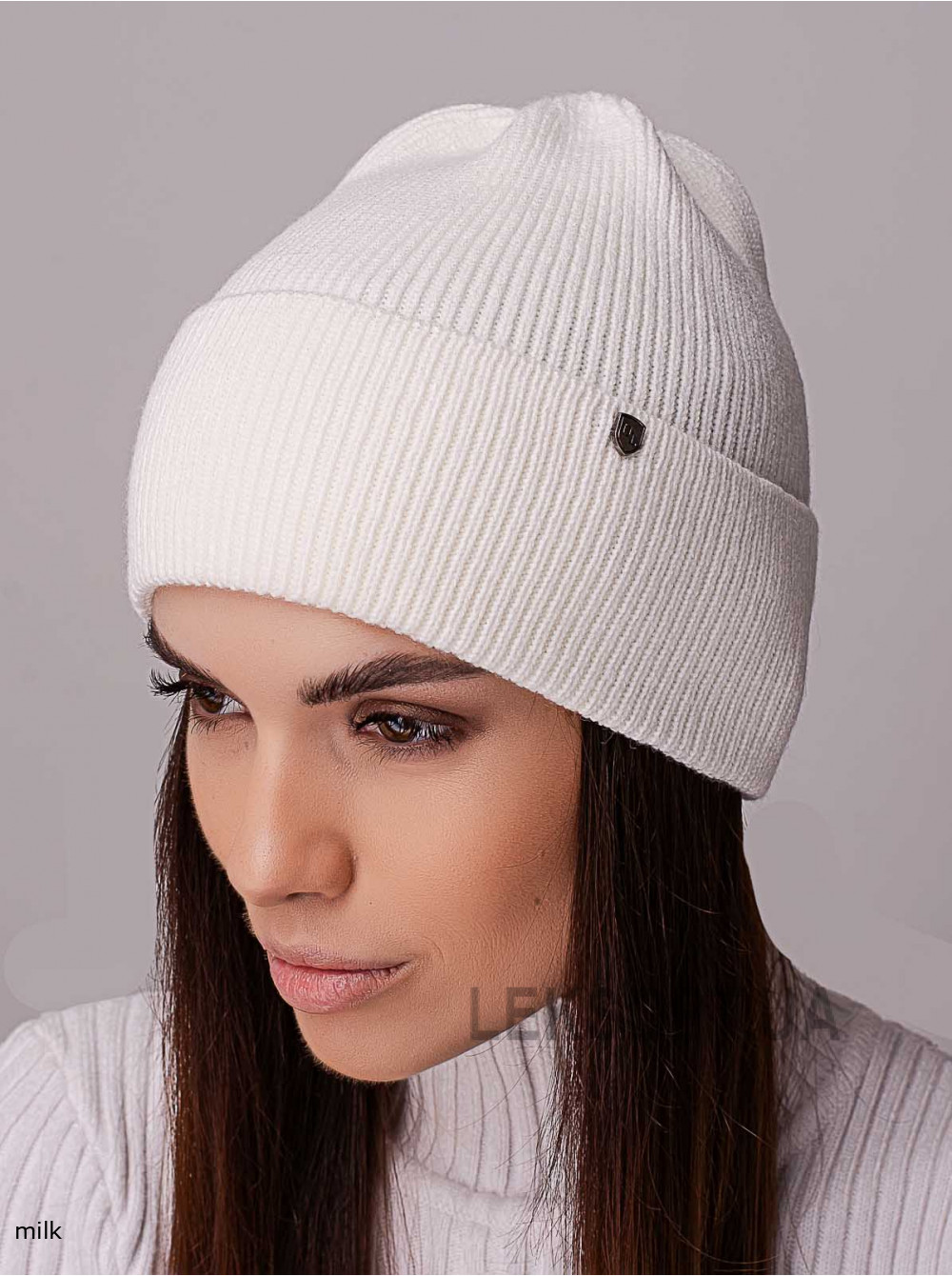 Women's cap Dyuna
