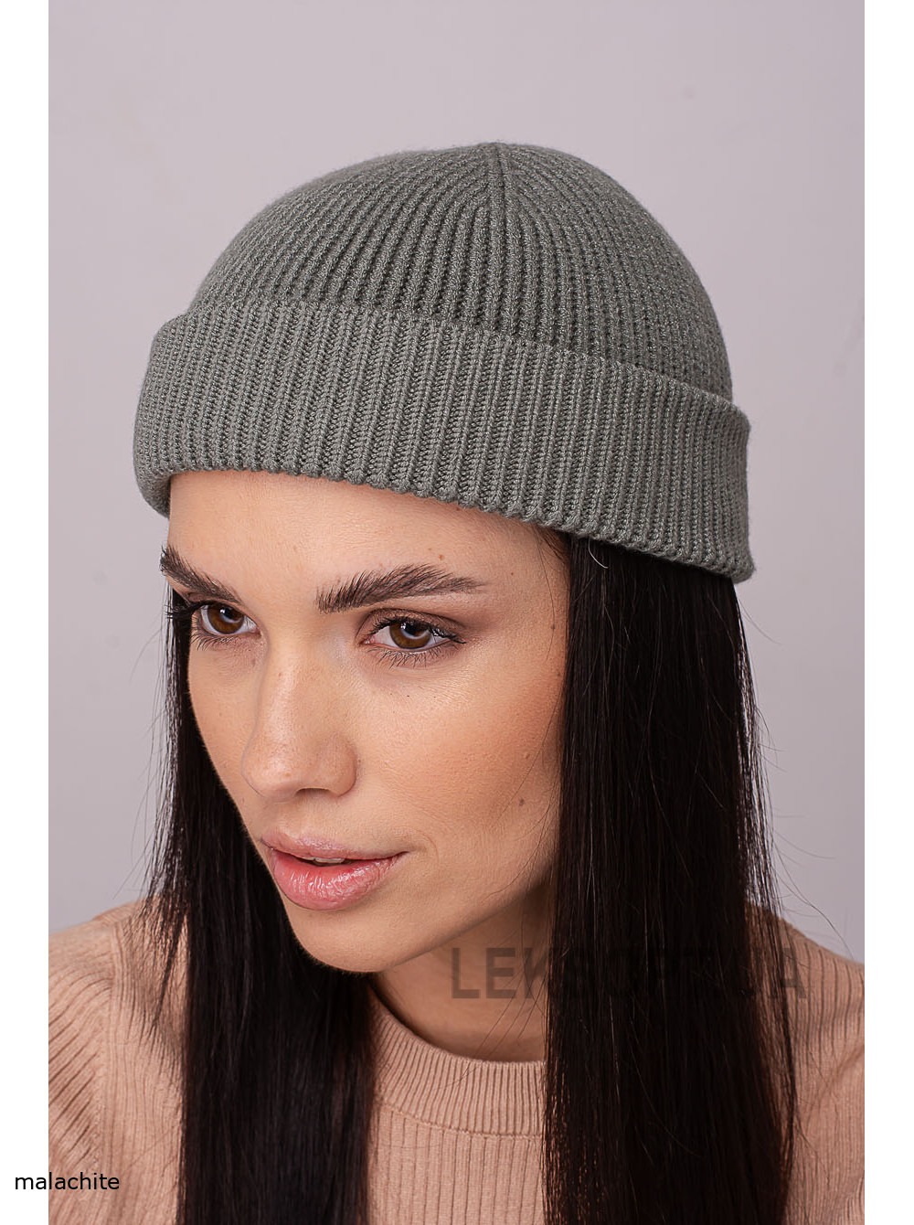Women's cap with a turn-up Everest