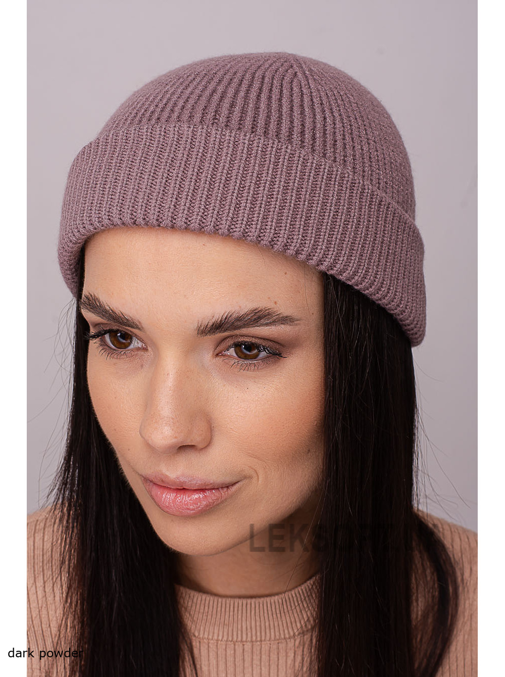 Women's cap with a turn-up Everest