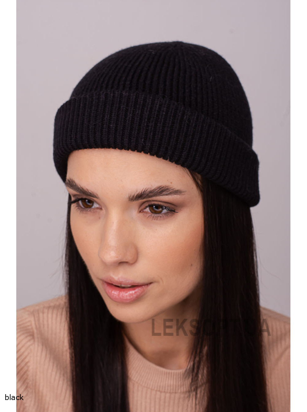 Women's cap with a turn-up Everest